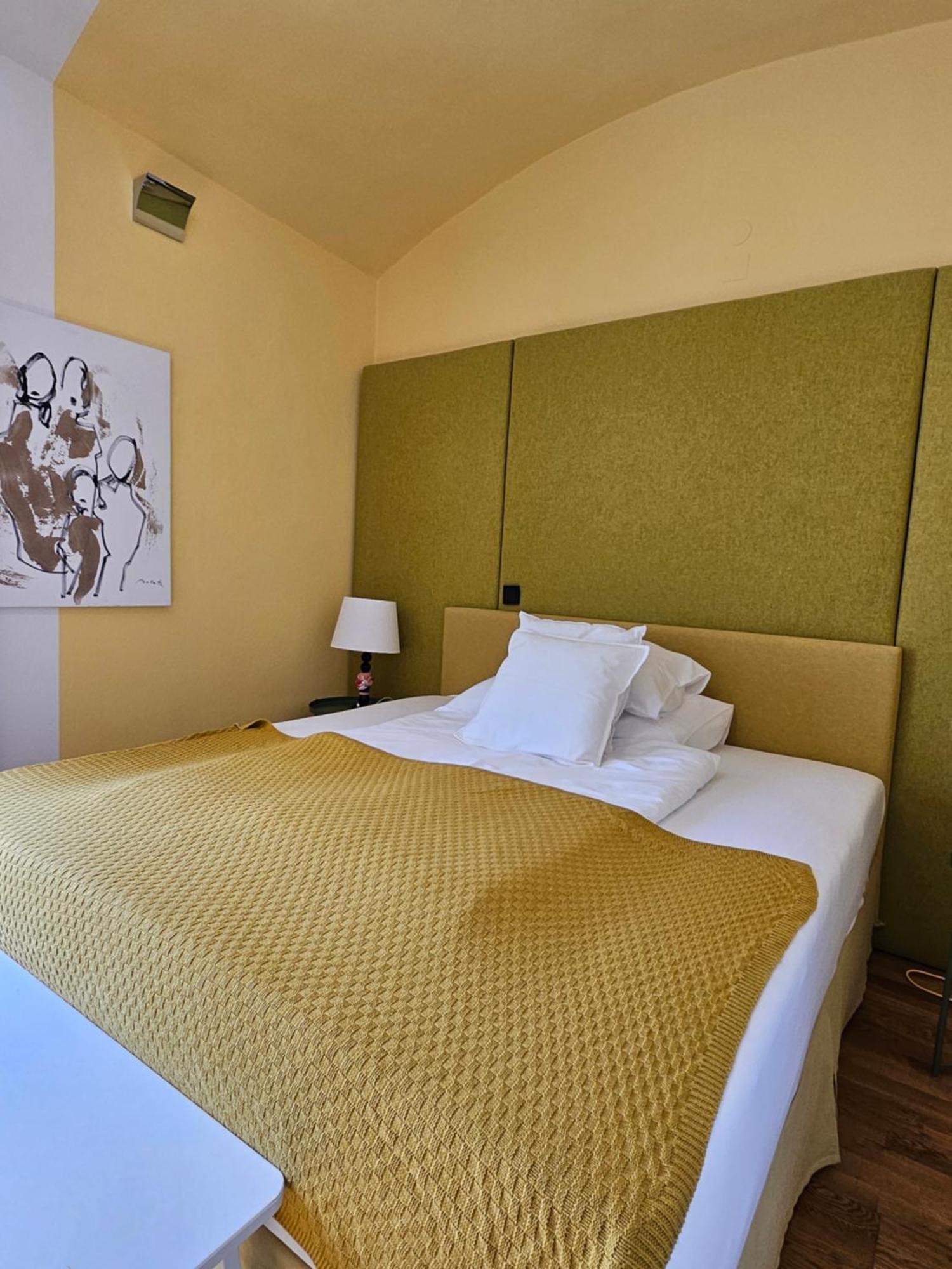 Yellow Flat By Grazrentals With Best Location & Free Parking エクステリア 写真