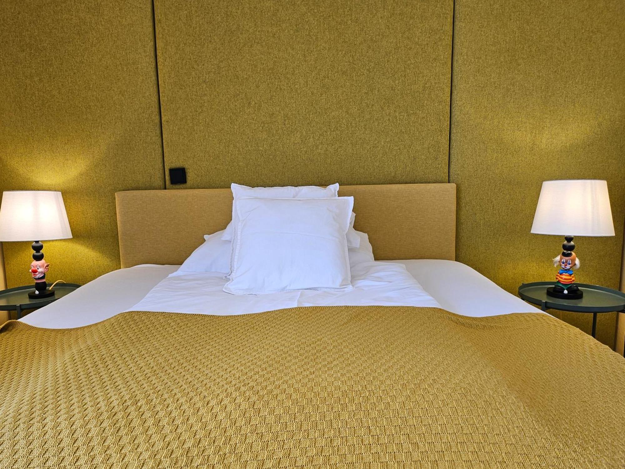 Yellow Flat By Grazrentals With Best Location & Free Parking エクステリア 写真