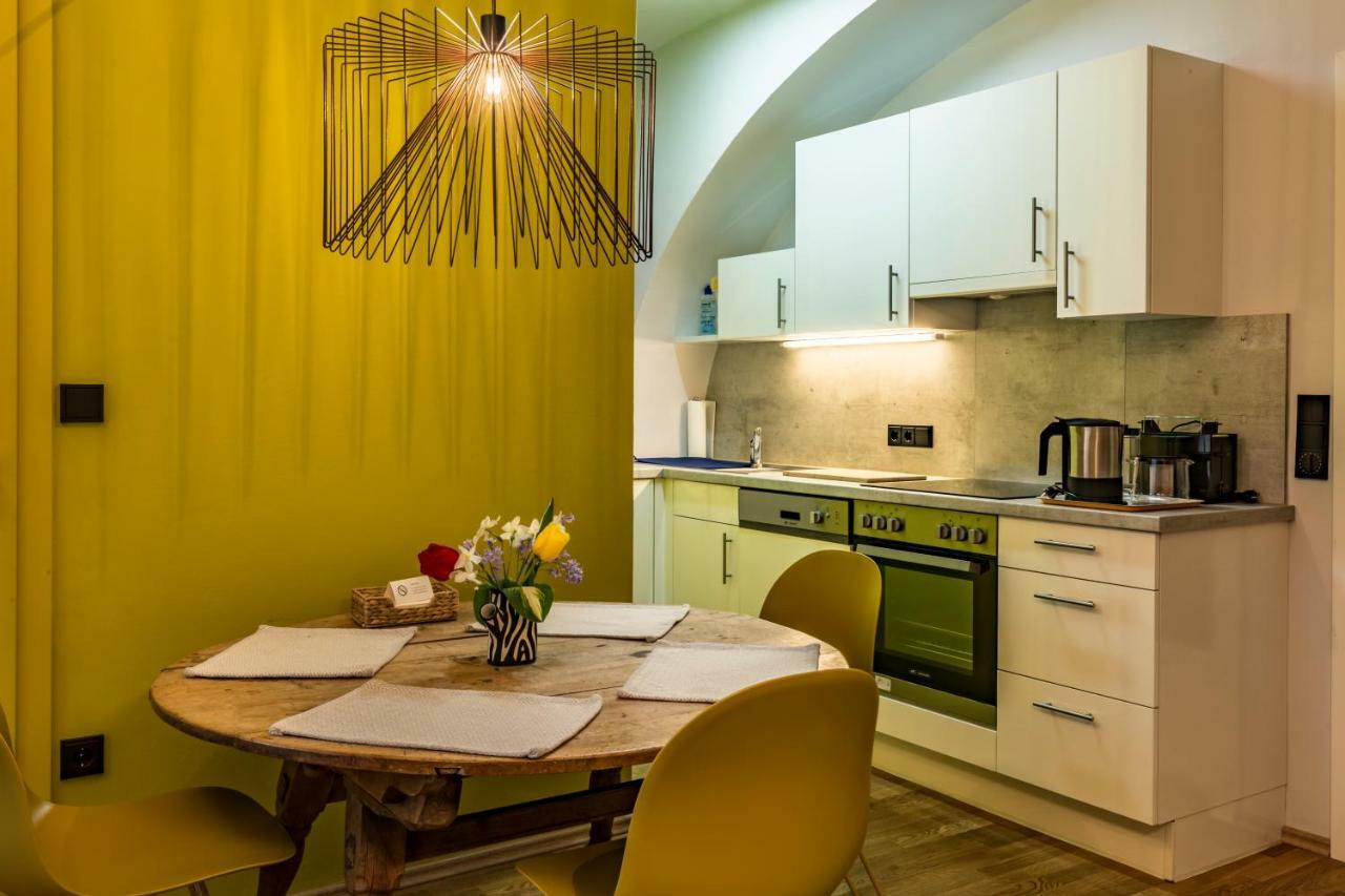 Yellow Flat By Grazrentals With Best Location & Free Parking エクステリア 写真